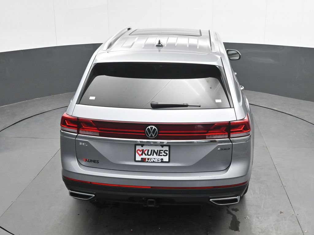 Used 2025 Volkswagen Atlas SEL AWD/4WD image 29