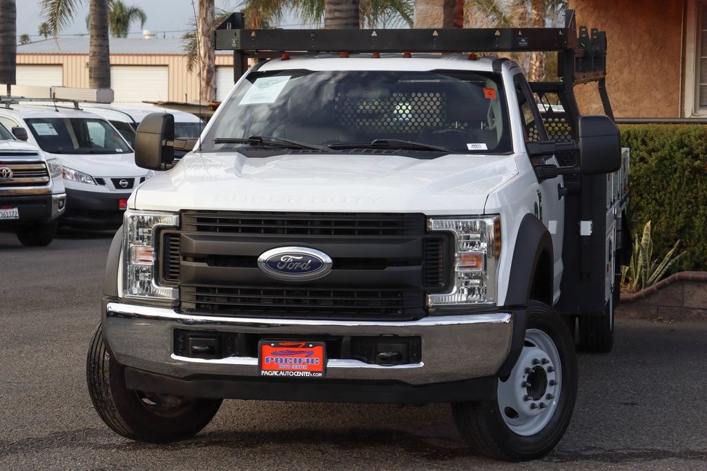 Used 2019 Ford F550 2WD Regular Cab Super Duty image 4