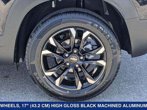 Used 2023 Chevrolet TrailBlazer LT FWD image 9