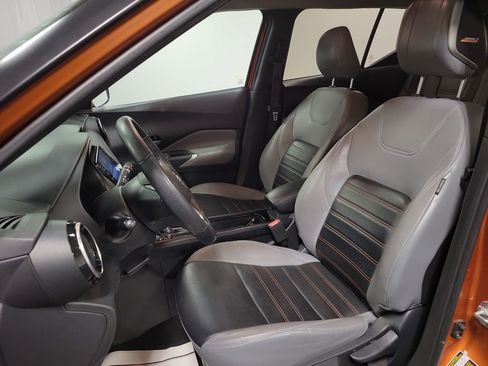 Used 2022 Nissan Kicks SR w/ Premium Package image 13