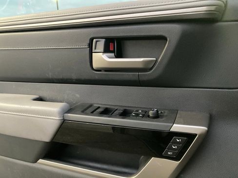 Used 2024 Toyota Tundra Limited image 13