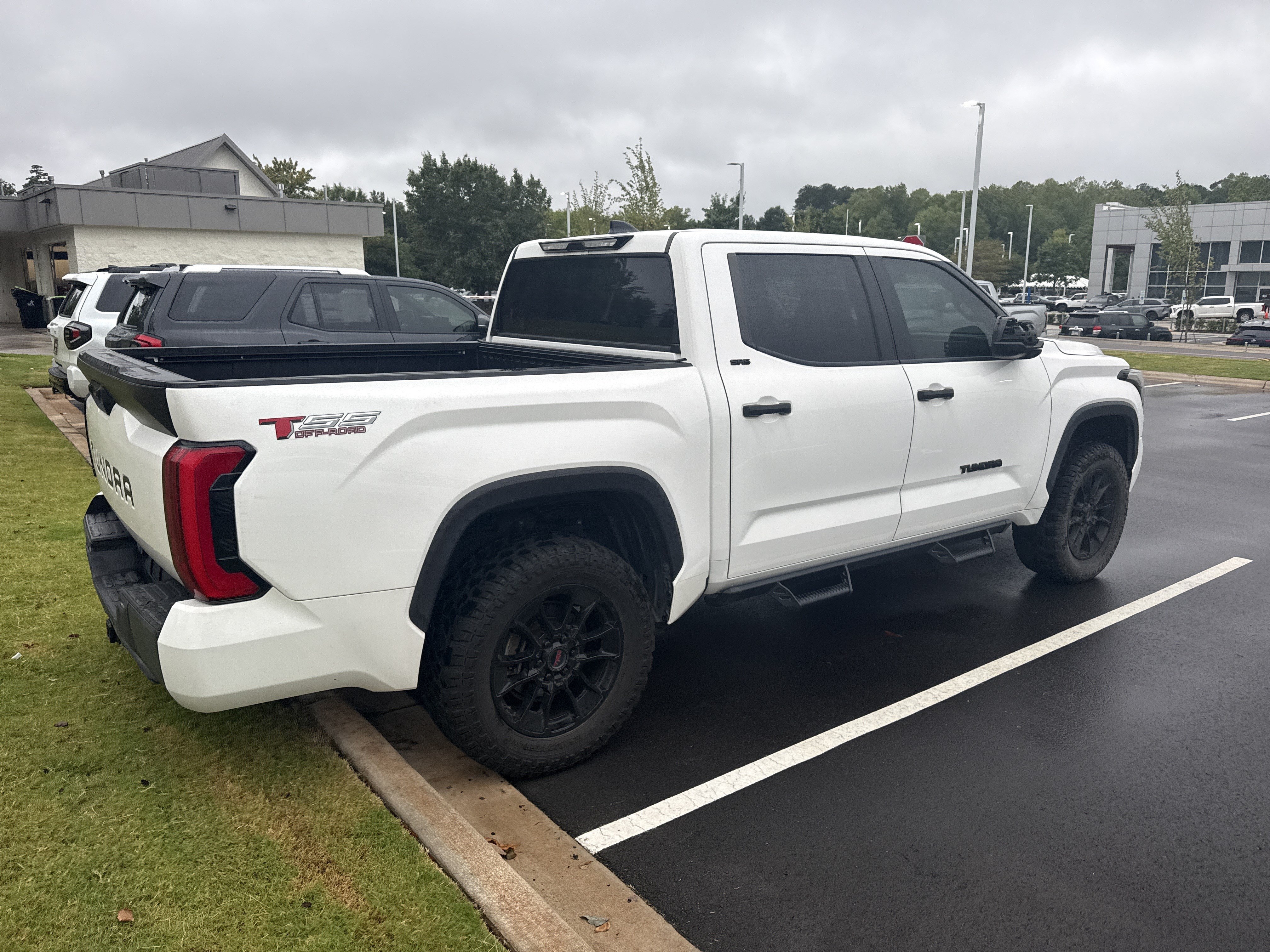 Used 2023 Toyota Tundra SR5 AWD/4WD image 40