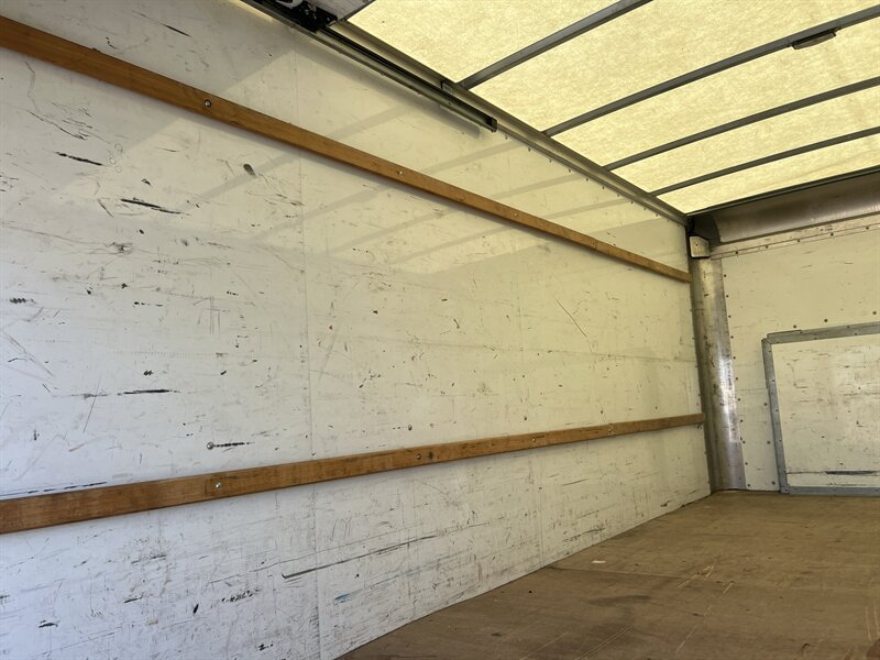 Used 2022 Ford E-350 and Econoline 350 Super Duty RWD image 13