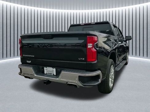 Used 2022 Chevrolet Silverado 1500 LTZ w/ LTZ Premium Package image 11