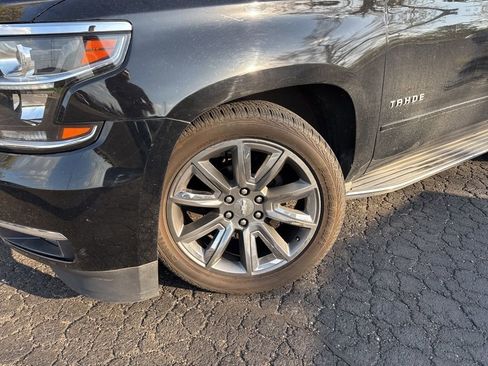 Used 2015 Chevrolet Tahoe LTZ RWD image 2