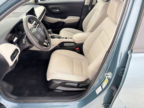 Used 2024 Honda HR-V LX image 5