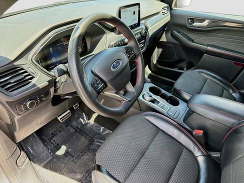Used 2023 Ford Escape ST-Line FWD image 25
