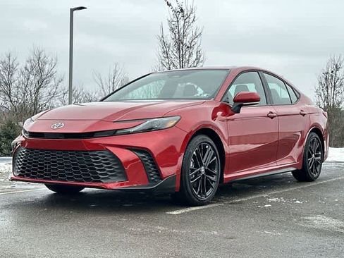 New 2026 Toyota Camry SE FWD image 25