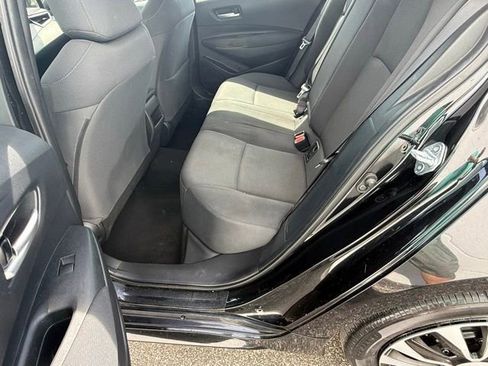 Used 2021 Toyota Corolla LE FWD image 15