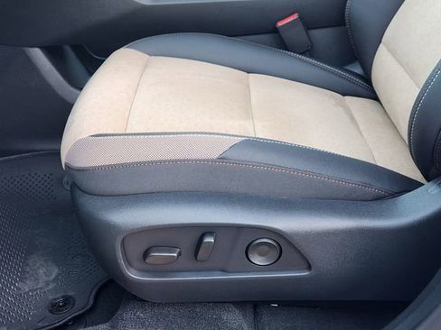 New 2026 Chevrolet Equinox ACTIV w/ Convenience Package III FWD image 54