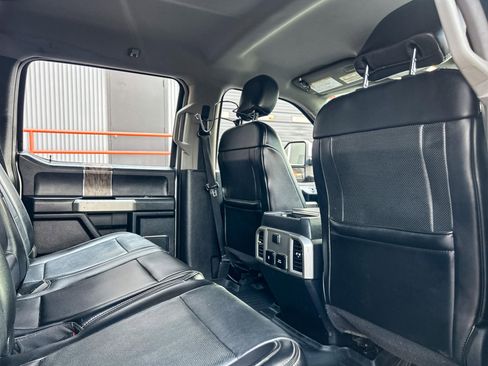 Used 2019 Ford F250 Lariat w/ Lariat Value Package image 33