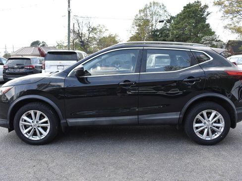 Used 2017 Nissan Rogue Sport SV w/ SV All-Weather Package image 3