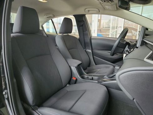 Used 2023 Toyota Corolla LE FWD image 21