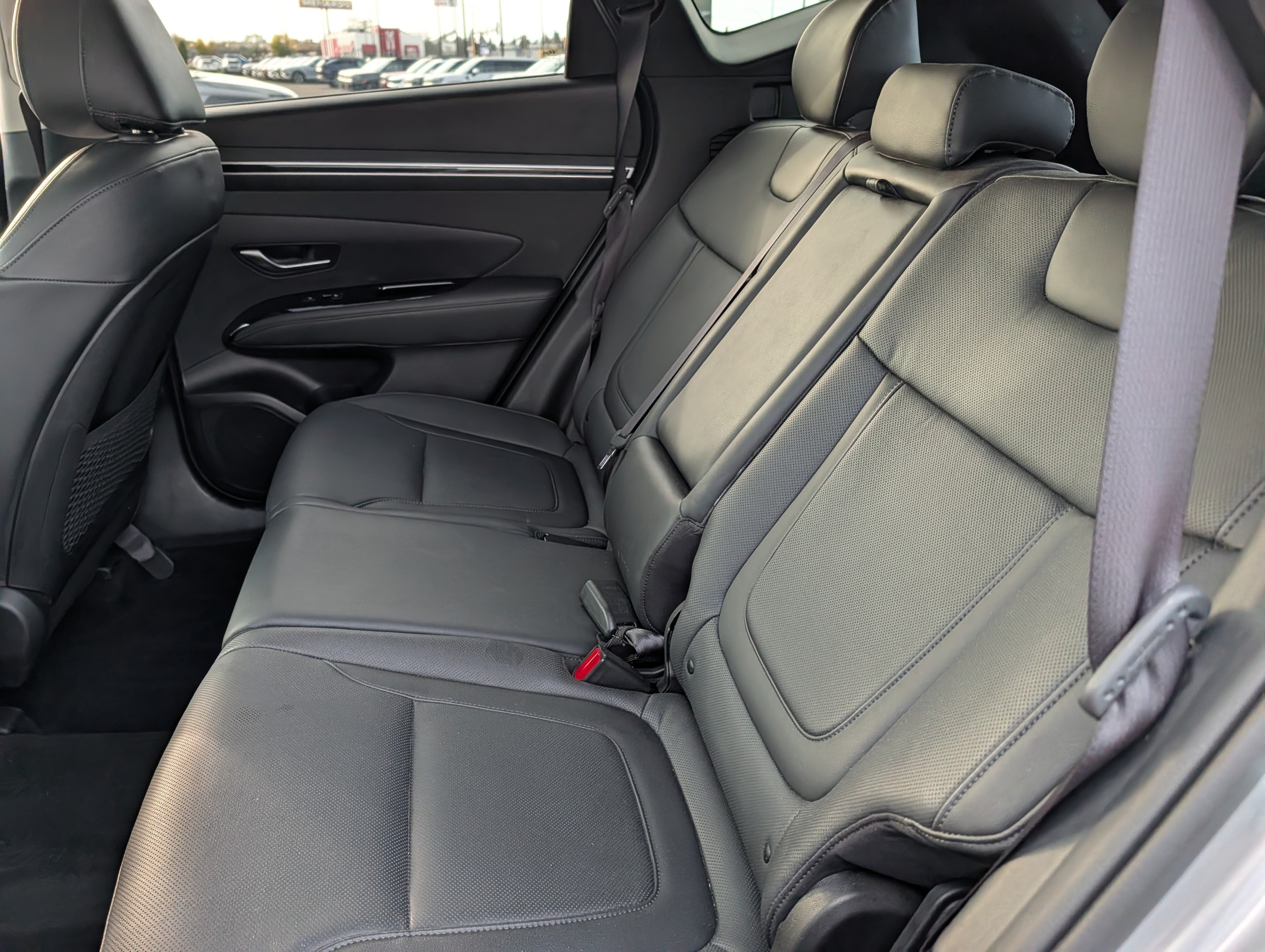 Used 2022 Hyundai Tucson Limited AWD/4WD image 12