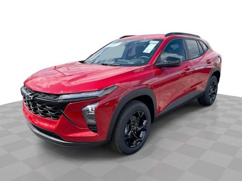 New 2026 Chevrolet Trax LT w/ Driver Confidence Package FWD image 1