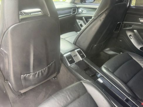 Used 2010 Porsche Panamera S RWD image 23