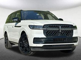 Used 2025 Lincoln Navigator Black Label AWD/4WD video 2