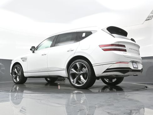 New 2025 Genesis GV80 3.5T Prestige image 15