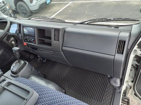 New 2025 Chevrolet Low Cab Forward 5500XG image 8