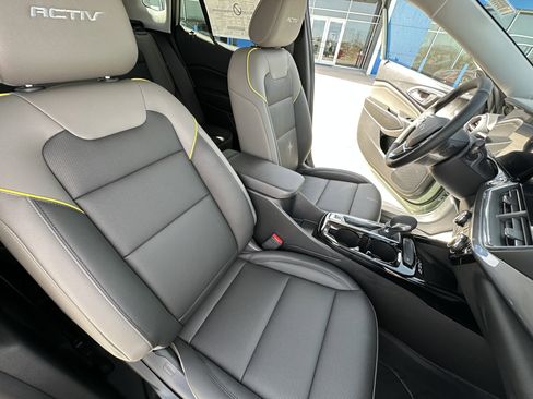 New 2026 Chevrolet Trax ACTIV w/ Sunroof Package image 33