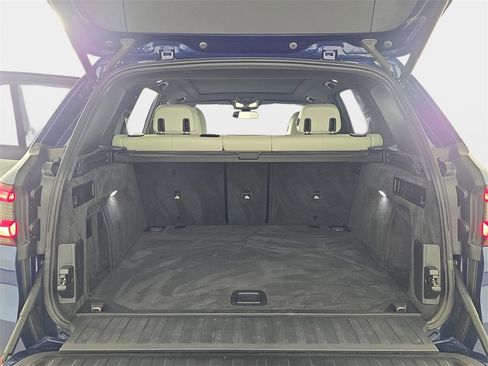 Used 2023 BMW X5 xDrive40i image 13