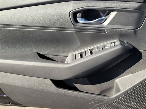 Used 2025 Honda Accord LX image 15