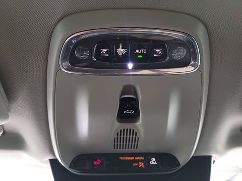 Used 2018 Volvo XC90 T6 Momentum w/ Convenience Package AWD/4WD image 22