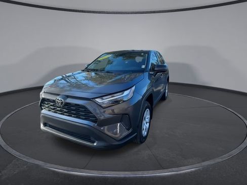 Used 2024 Toyota RAV4 LE image 6