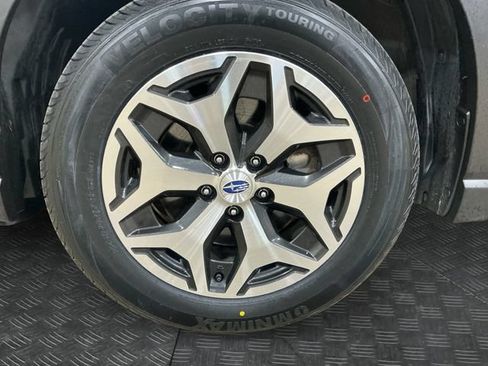 Used 2023 Subaru Forester Premium AWD/4WD image 15