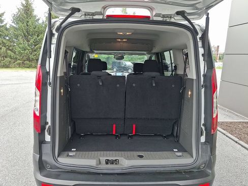 Used 2022 Ford Transit Connect XL FWD image 28