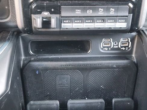 Used 2022 RAM 2500 Laramie AWD/4WD image 16