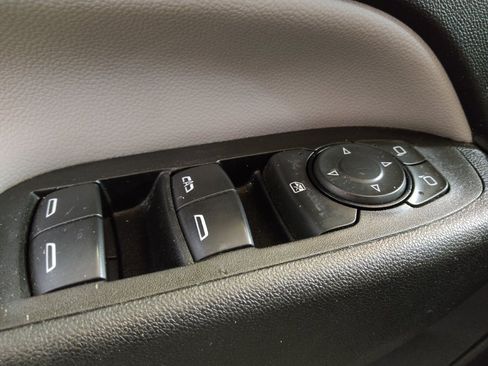 Used 2022 Chevrolet Equinox LS w/ LS Convenience Package AWD/4WD image 27