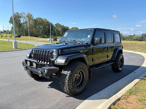 Used 2021 Jeep Wrangler Unlimited Sport AWD/4WD image 3