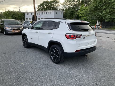 Used 2018 Jeep Compass Latitude AWD/4WD image 7