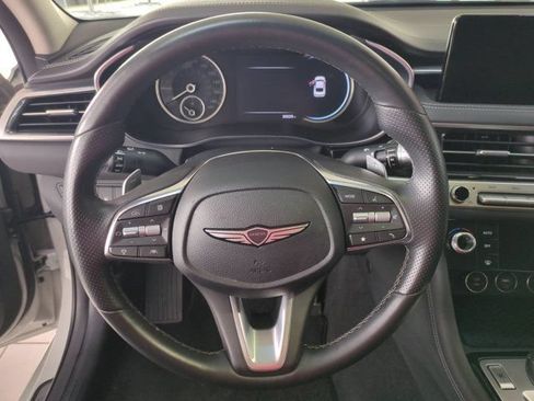 Used 2025 Genesis G70 2.5T RWD image 19