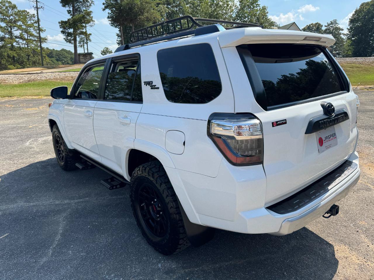 Used 2019 Toyota 4Runner TRD Off-Road Premium AWD/4WD image 19