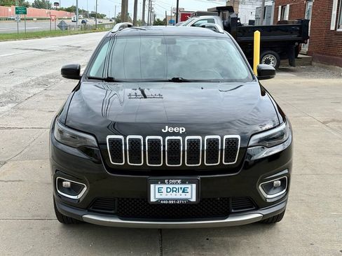 Used 2020 Jeep Cherokee Limited AWD/4WD image 2