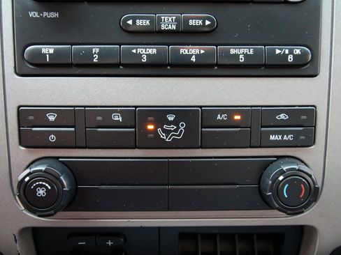 Used 2014 Ford F250 XLT w/ XLT Value Package image 29