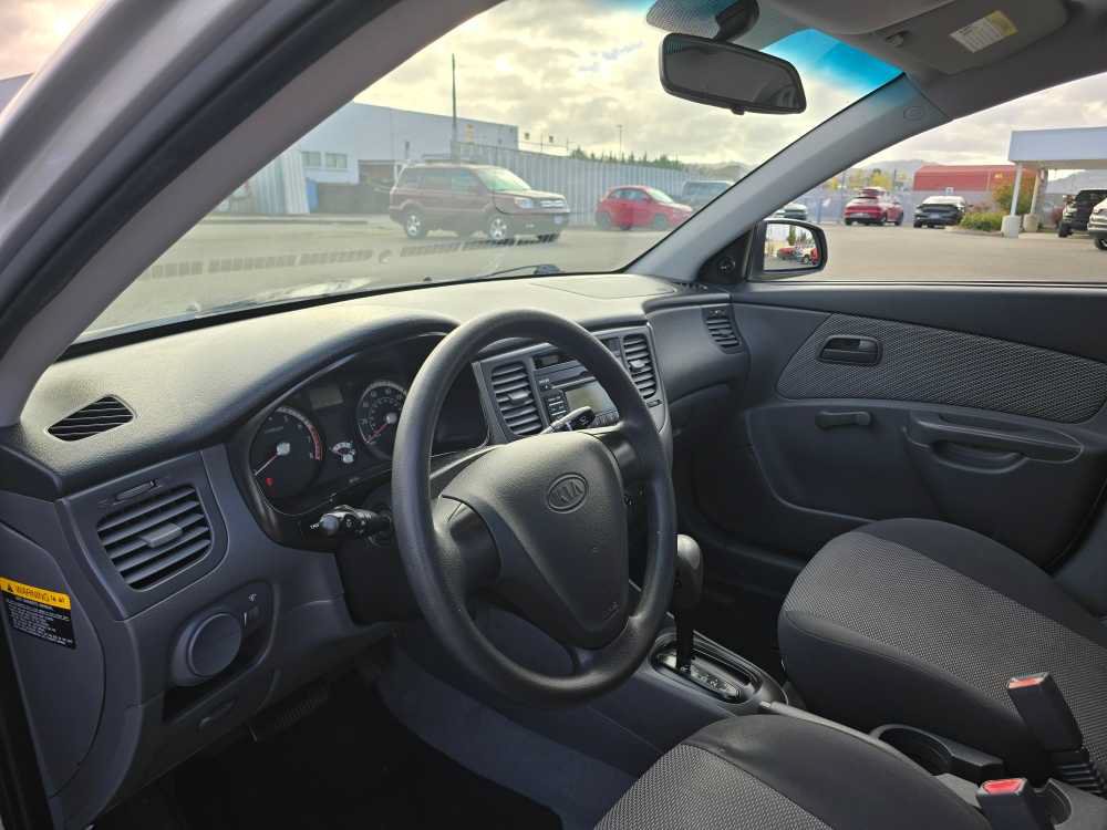 Used 2009 Kia Rio LX FWD image 9