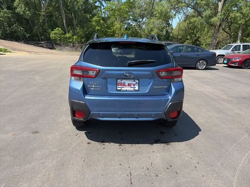 Certified 2022 Subaru Crosstrek 2.0i Premium AWD/4WD image 6