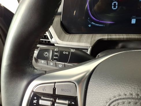 Used 2024 Kia Telluride EX w/ EX Captain's Chair Package AWD/4WD image 20