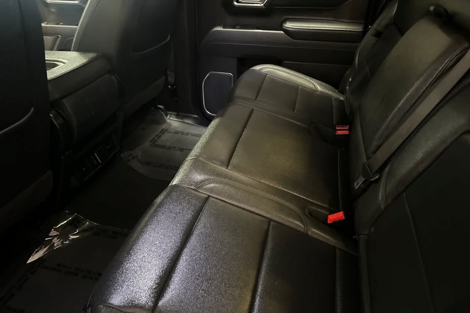 Used 2025 GMC Sierra 1500 SLT RWD image 5