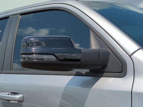 Used 2025 RAM 1500 Laramie w/ Sport Appearance Package image 11