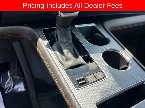 Used 2024 Toyota Sienna XSE w/ XSE Plus Package FWD image 12