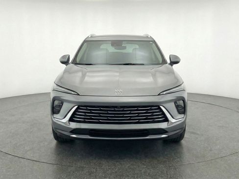 Used 2024 Buick Envision Preferred image 2