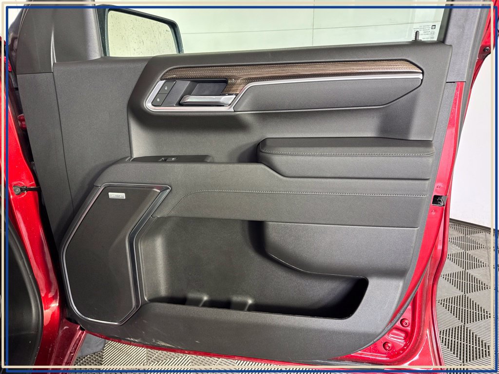 Used 2026 Chevrolet Silverado 1500 RST w/ RST All Star Premium Package AWD/4WD image 39