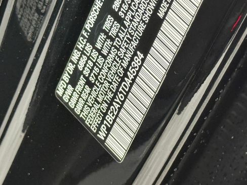 Certified 2026 Porsche Cayenne E-Hybrid Coupe AWD/4WD image 25