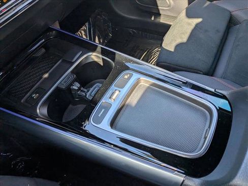 Certified 2025 Mercedes-Benz GLA 250 image 12