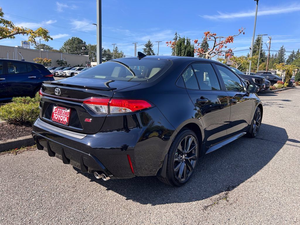 Certified 2026 Toyota Corolla SE w/ SE Package FWD image 6