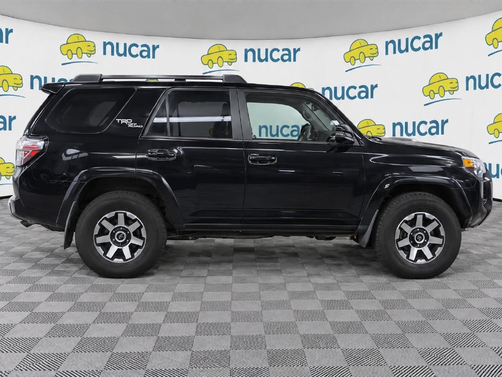 Certified 2023 Toyota 4Runner TRD Off-Road AWD/4WD image 8